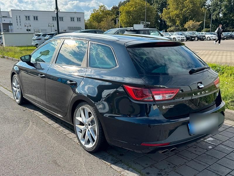 Gebraucht Seat Leon ST FR 184 PS (135 kW) 2014 Schwarz Kombi