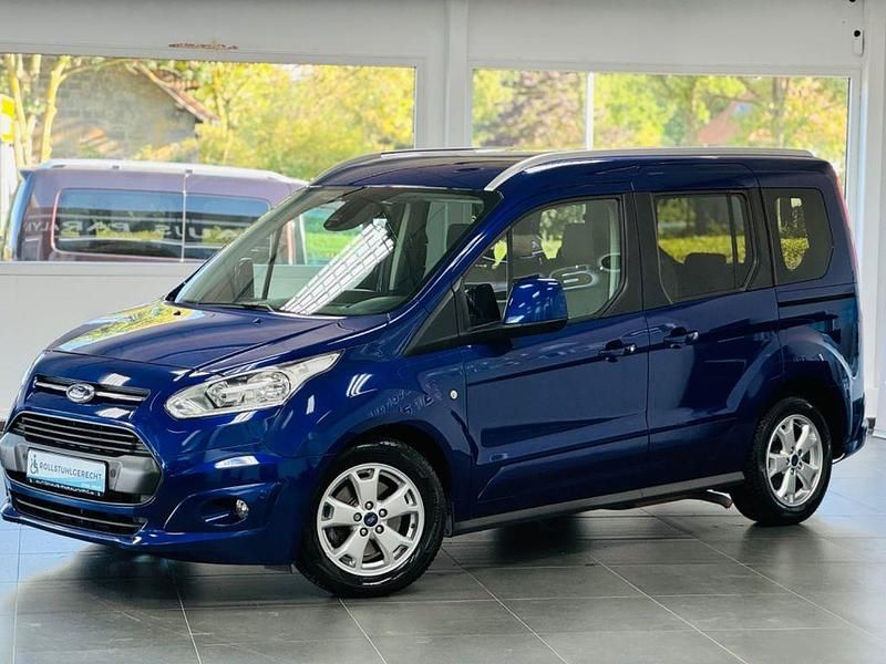 Gebraucht Ford Tourneo Connect Titanium 101 PS (74 kW) 2017 Blau Van / Kleinbus