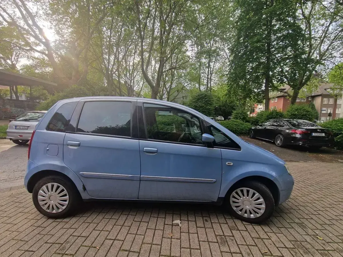 Gebraucht Fiat Idea 95 PS (69 kW) 2006 Blau Van / Kleinbus