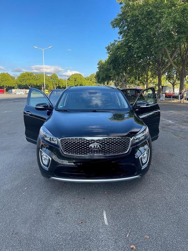 Schwarz Gebraucht 2017 Kia Sorento Platinum SUV | 25.799 € (Etwas zu teuer) - Bild 1/4
