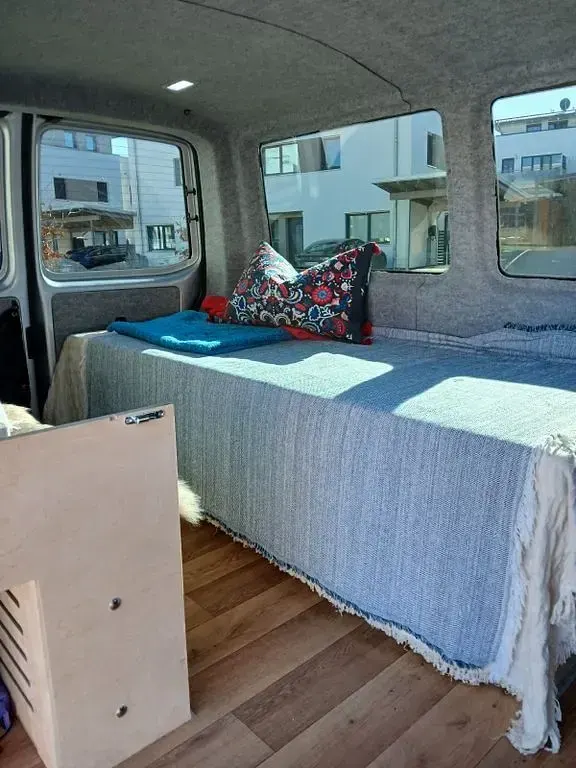 Gebraucht VW Transporter 150 PS (110 kW) 2021 Silber Van