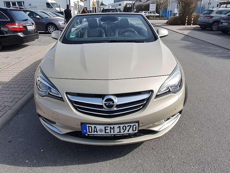 Gebraucht Opel Cascada Innovation 170 PS (125 kW) 2013 Beige silber Cabrio