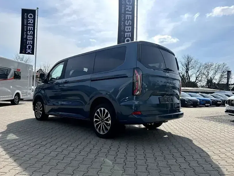 Neu Ford Tourneo Custom Titanium X 170 PS (125 kW) 2025 Blau Van