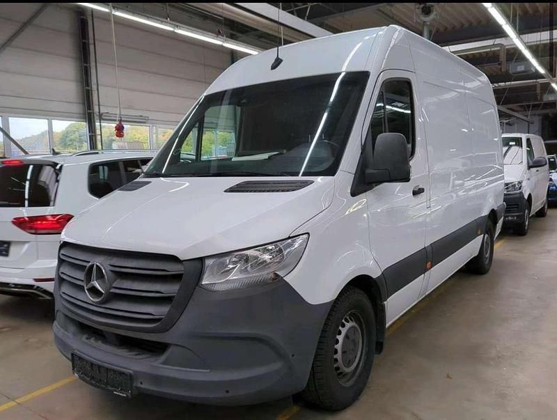 Weiß Gebraucht 2019 Mercedes Sprinter Van | 26.990 € (Fairer Preis) - Bild 1/4