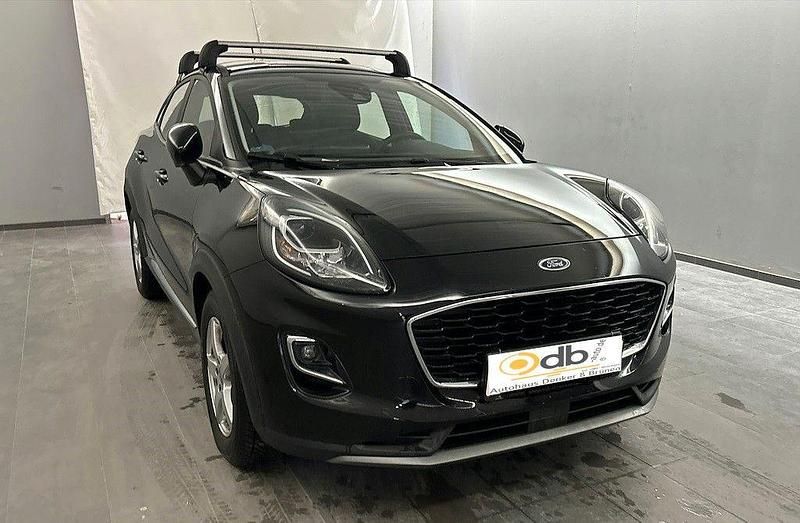 Schwarz Gebraucht 2023 Ford Puma Gen-E Titanium SUV | 17.285 € (Superpreis) - Bild 1/4