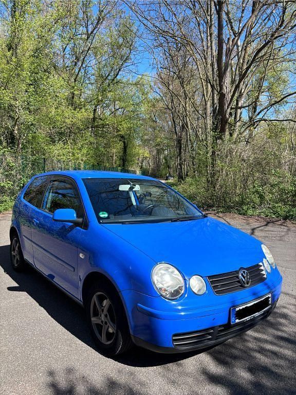 Gebraucht VW Polo Cricket 54 PS (39 kW) 2004 Blau Kleinwagen