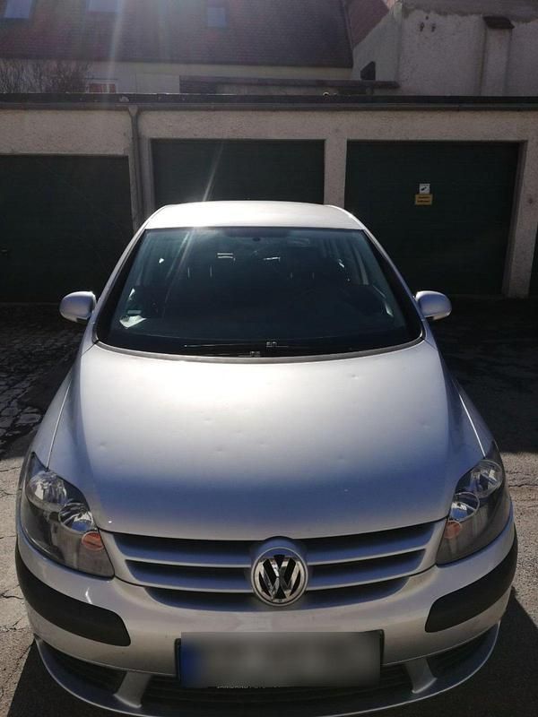 Gebraucht VW Golf Plus Cross 116 PS (85 kW) 2005 Silber Van / Kleinbus