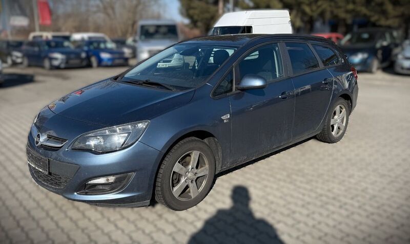Blau Gebraucht 2013 Opel Astra Kombi | 2.790 € (Superpreis) - Bild 1/4