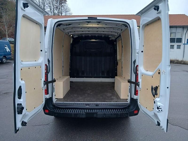 Gebraucht Renault Master 136 PS (100 kW) 2023 Weiß Van / Kleinbus