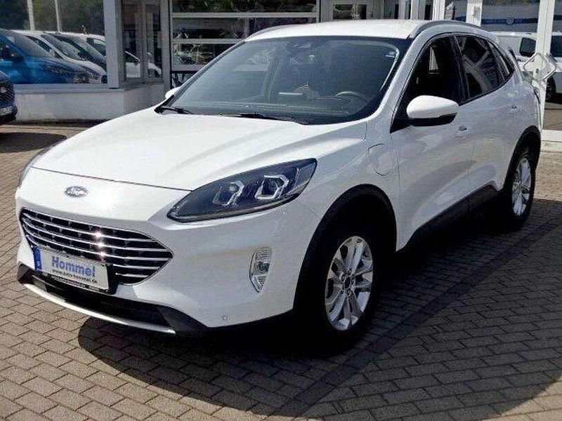 Gebraucht Ford Kuga Titanium 152 PS (111 kW) 2022 Frostweiß SUV