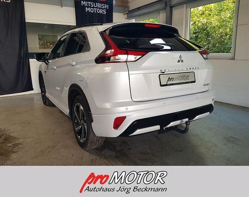 Gebraucht Mitsubishi Eclipse Cross Top 188 PS (138 kW) 2022 Weiß SUV