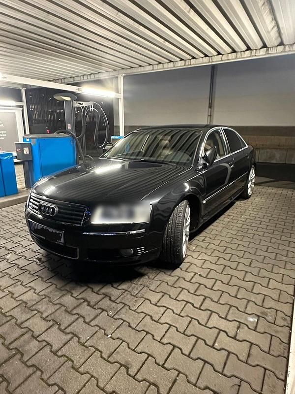Schwarz Gebraucht 2004 Audi A8 Limousine | 6.900 € (Teuer) - Bild 1/4