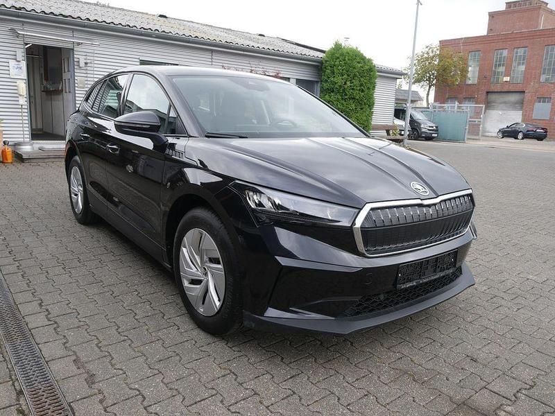 Schwarz Gebraucht 2023 Skoda Enyaq iV SUV | 21.950 € (Superpreis) - Bild 1/4