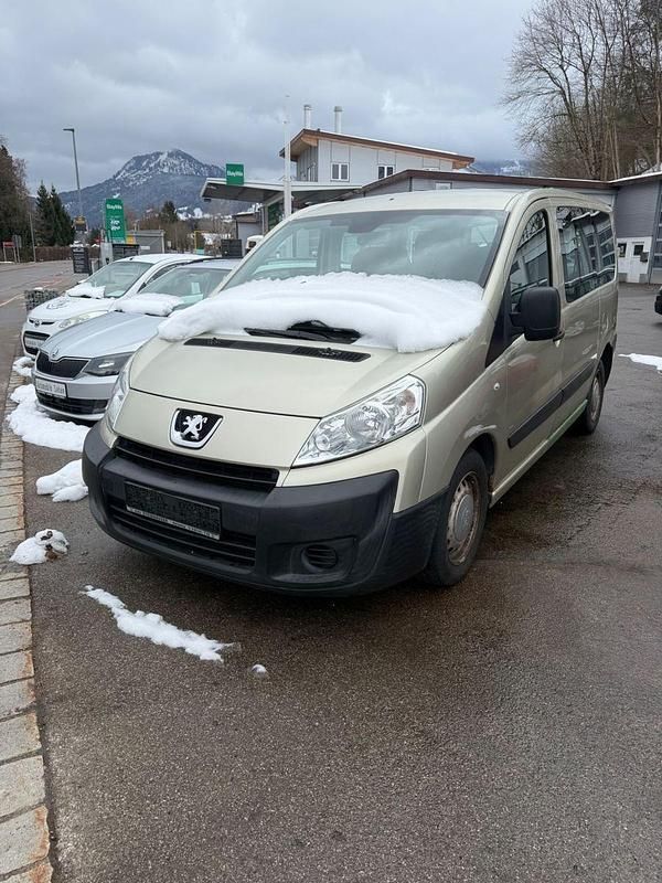 Gebraucht Peugeot TePee 90 PS (66 kW) 2010 Gold Van / Kleinbus