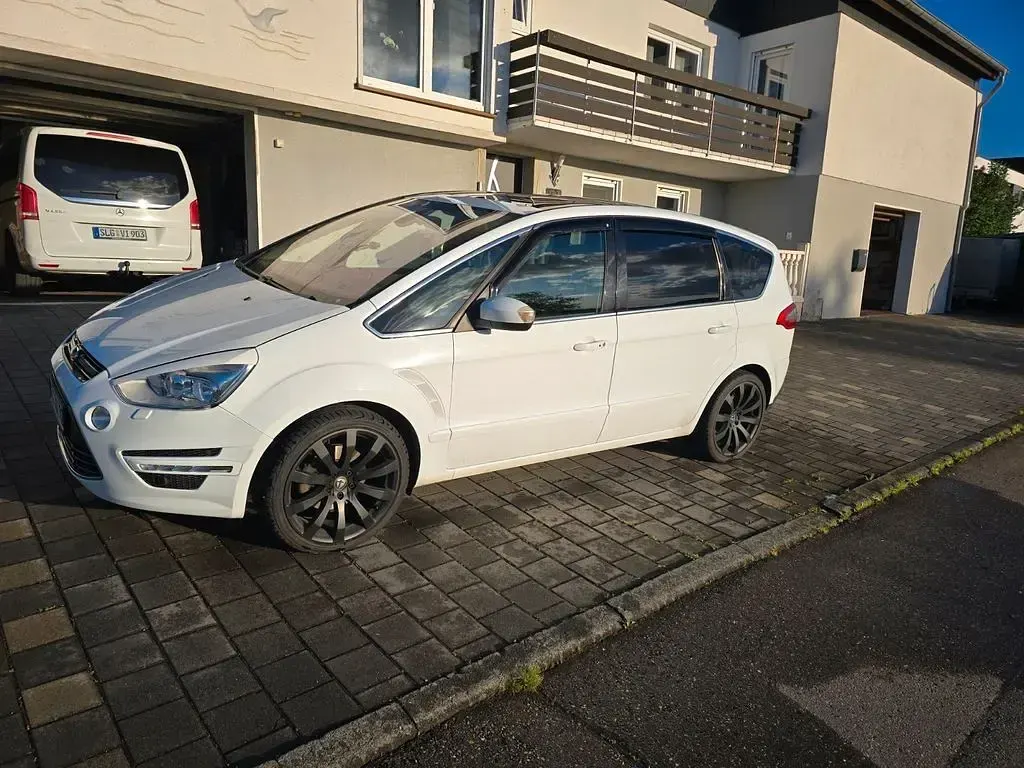 Gebraucht Ford S-MAX Titanium S 200 PS (147 kW) 2011 Weiß Van / Kleinbus