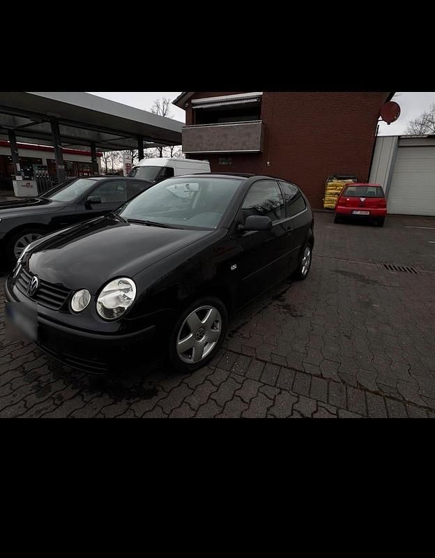 Gebraucht VW Polo 75 PS (55 kW) 2002 Schwarz Kleinwagen
