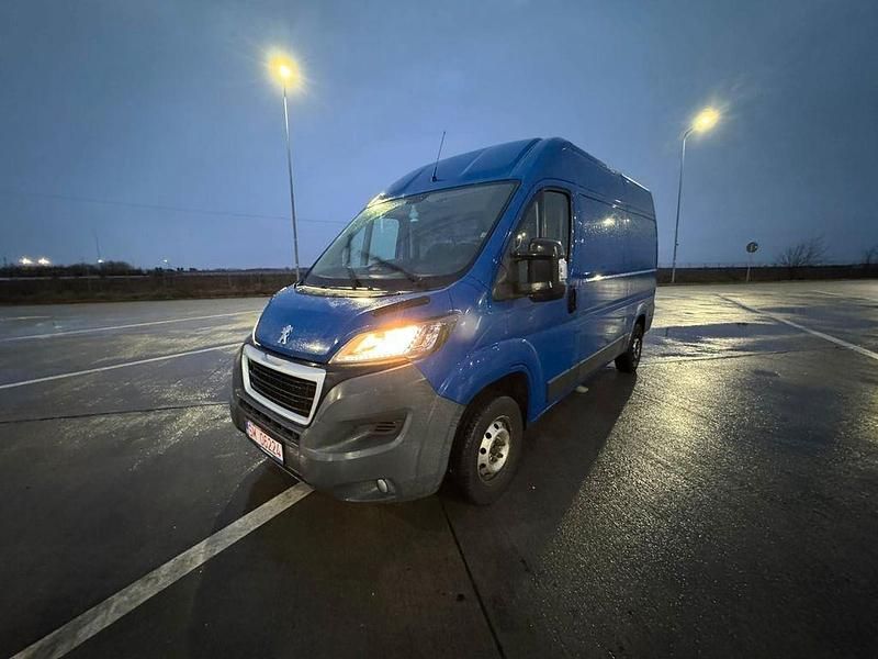Gebraucht Peugeot Boxer 131 PS (96 kW) 2014 Blau Van