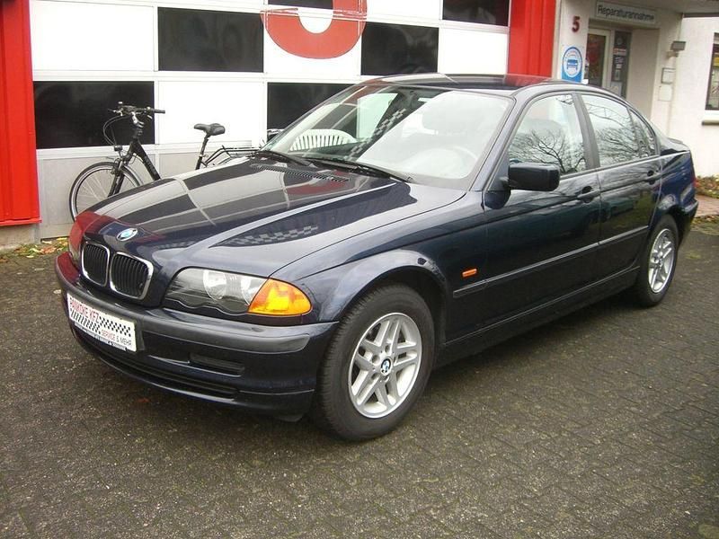 Blau Gebraucht 2000 BMW 316 Limousine | 1.250 € (Superpreis) - Bild 1/4