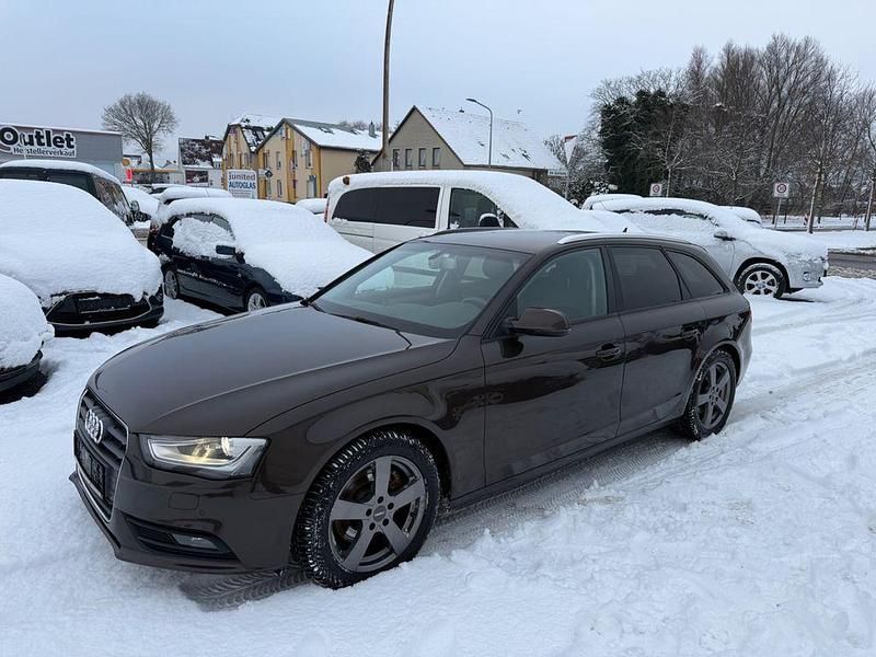 Braun Gebraucht 2015 Audi A4 Attraction Kombi | 11.999 € (Etwas zu teuer) - Bild 1/4