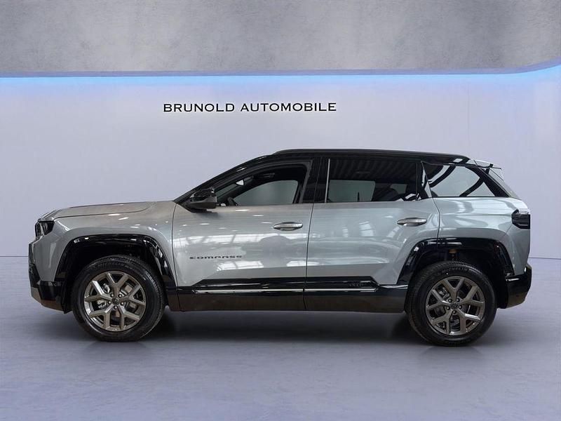 Neu Jeep Compass 145 PS (106 kW) 2026 Grau SUV