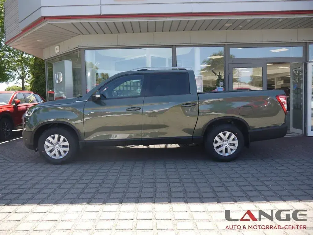 Neu KGM Musso 201 PS (147 kW) 2025 Amazoniagreen SUV