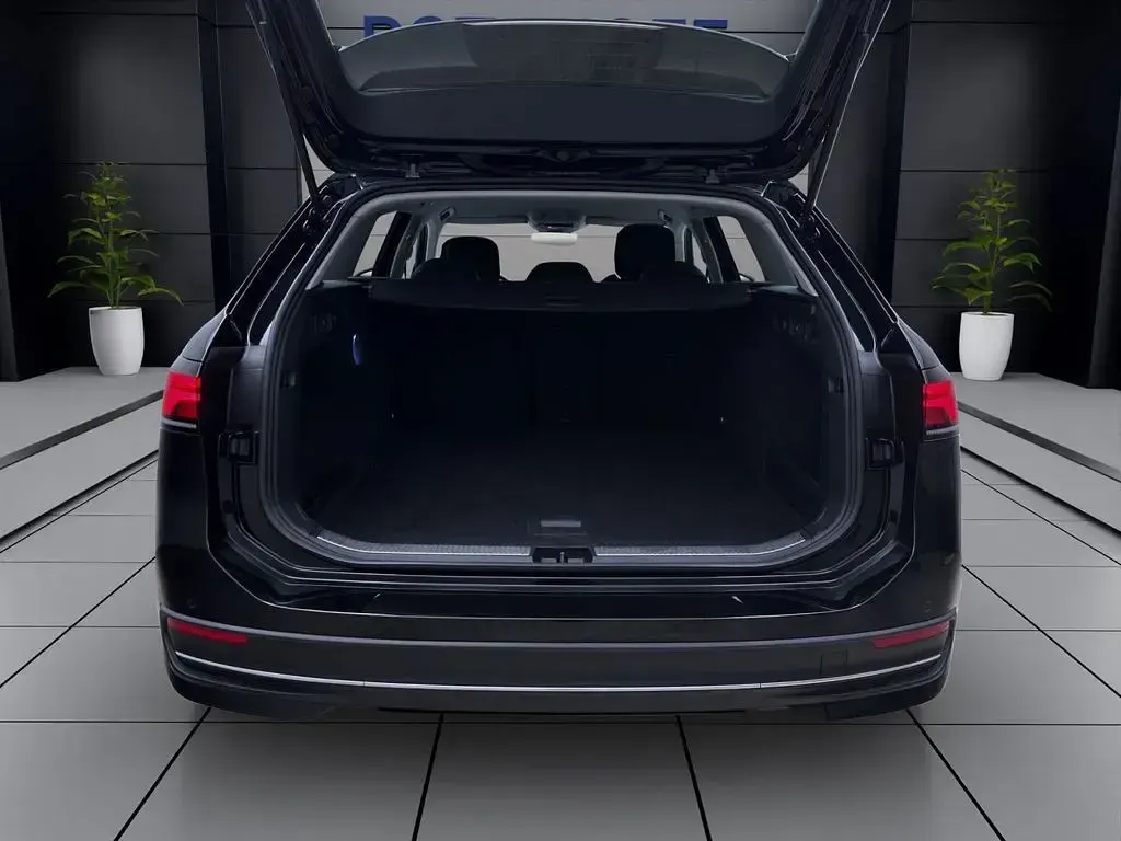 Usata VW Passat Business 150 CV (110 kW) 2025 Nero Station wagon