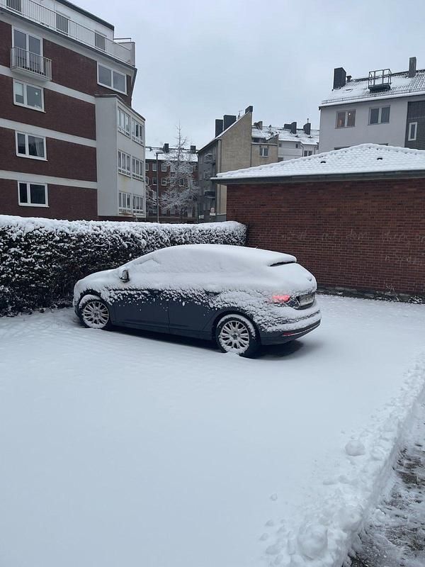 Gebraucht Ford Focus 116 PS (85 kW) 2011 Grau Limousine