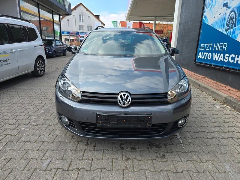 Gebraucht VW Golf VII Match 105 PS (77 kW) 2012 Grau Kombi