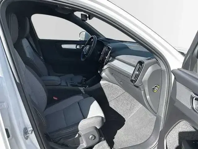 Gebraucht Volvo XC40 120 PS (88 kW) 2024 SUV