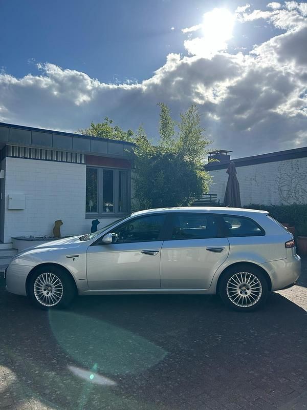 Gebraucht Alfa Romeo 159 260 PS (191 kW) 2007 Silber Kombi