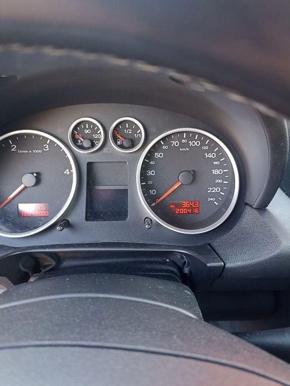 Gebraucht Audi A2 90 PS (66 kW) 2005 Grau Kleinwagen