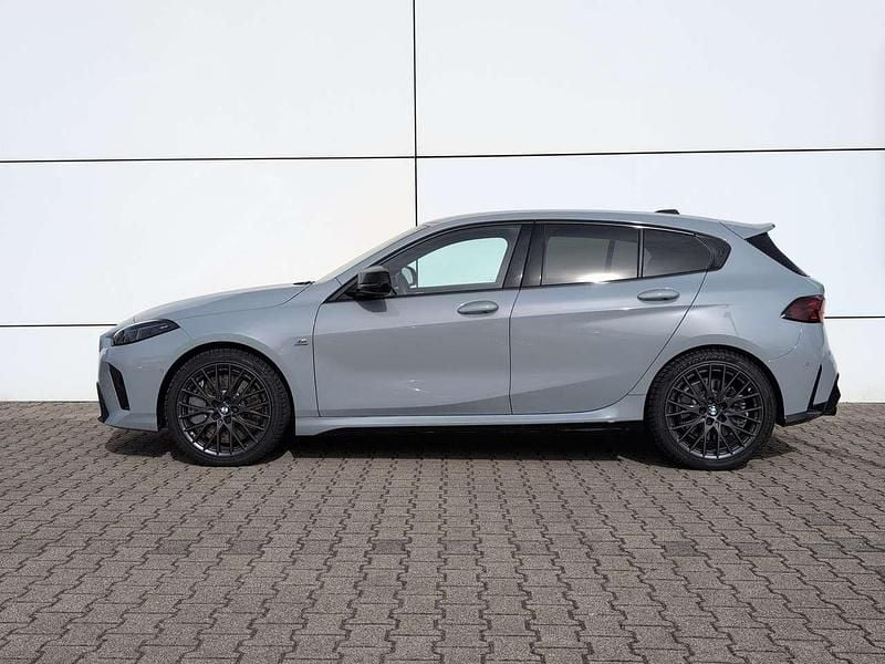 Gebraucht BMW 135 300 PS (220 kW) 2025 M brooklyn grau metallic Kleinwagen