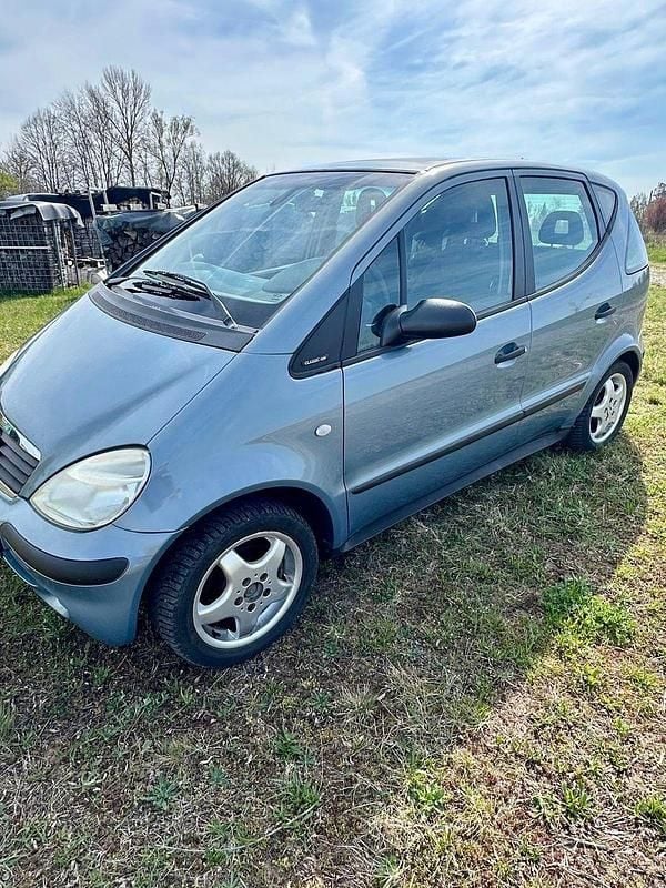 Gebraucht Mercedes A140 82 PS (60 kW) 2003 Blau Kleinwagen
