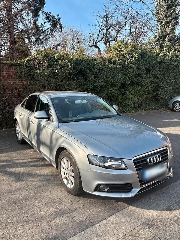 Gebraucht Audi A4 120 PS (88 kW) 2009 Grau Limousine