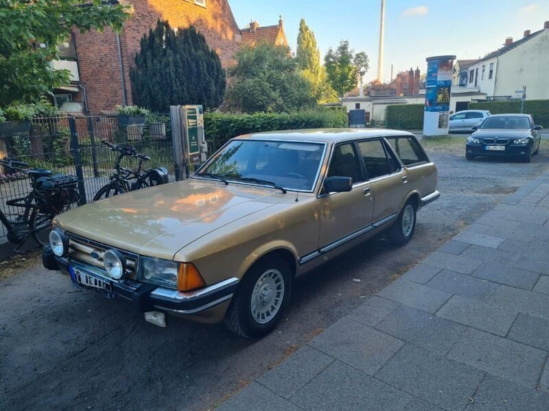 Gold Gebraucht 1982 Ford Granada Kombi | 6.750 € - Bild 1/4