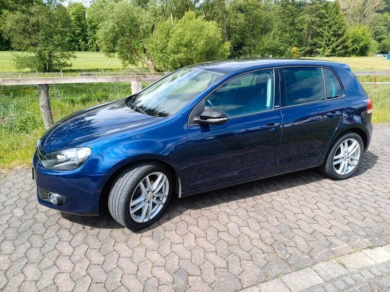 Blau Gebraucht 2012 VW Golf VII Style Limousine | 5.000 € (Guter Preis) - Bild 1/4
