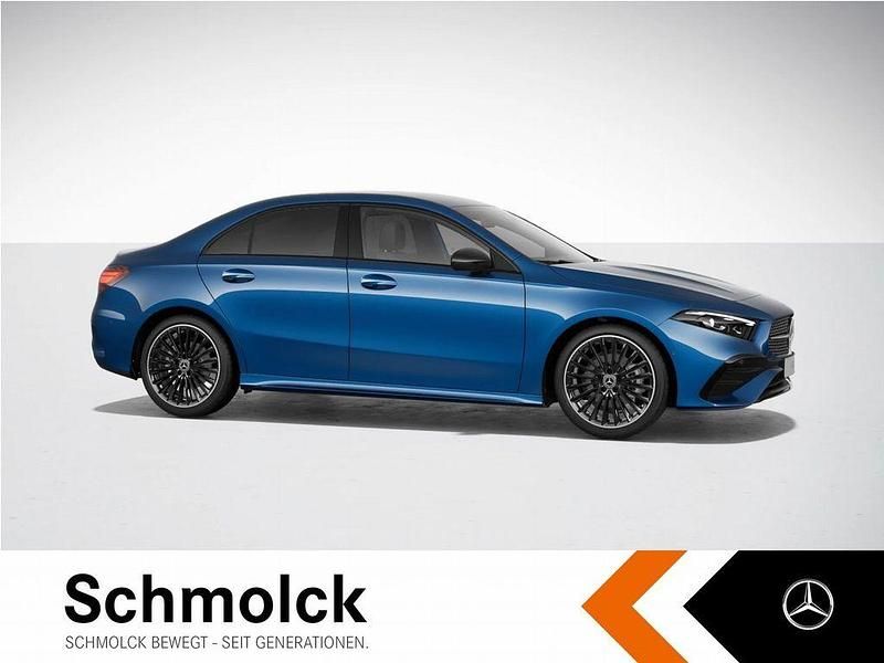 Gebraucht Mercedes A200 AMG 163 PS (119 kW) 2024 Schwarz Limousine