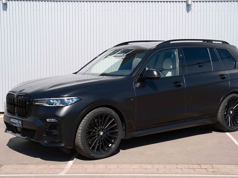 Schwarz Gebraucht 2022 BMW X7 Sport Line SUV | 79.790 € (Superpreis) - Bild 1/4