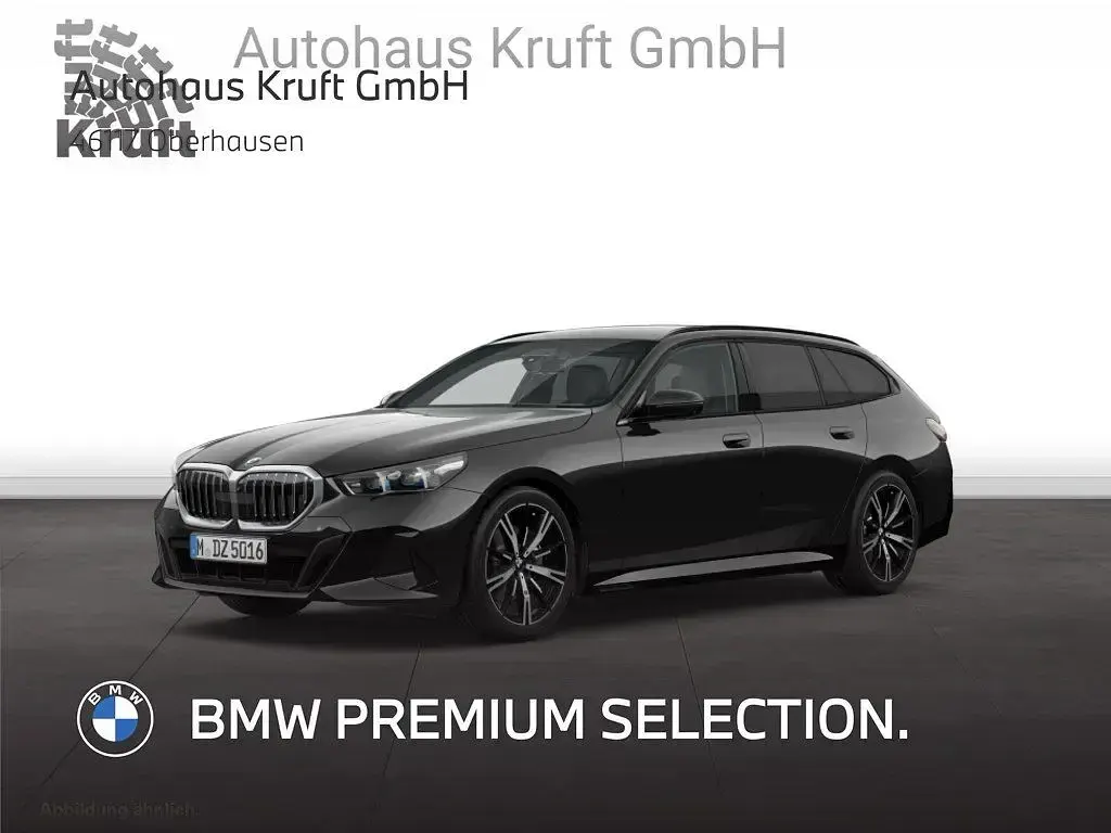 Gebraucht BMW 540 M Sport 303 PS (222 kW) 2025 Saphirschwarz Kombi