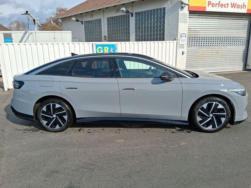 Gebraucht VW ID.7 Pro 210 kW (286 PS) 2023 Grau Kleinwagen