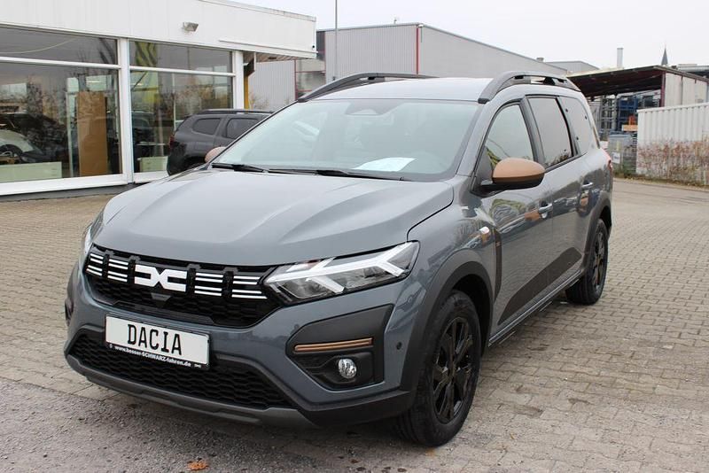 Grau Neu 2025 Dacia Jogger Extreme Van / Kleinbus | 22.990 € (Fairer Preis) - Bild 1/4