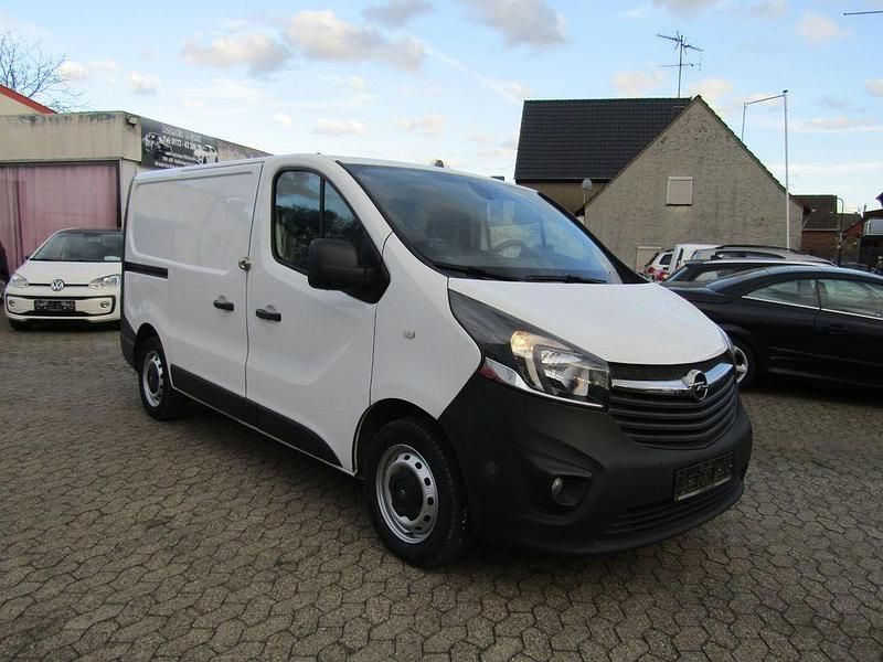Gebraucht Opel Vivaro 90 PS (66 kW) 2015 Weiß Van / Kleinbus