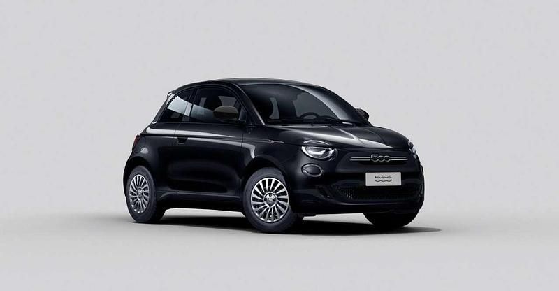 Gebraucht Fiat 500e Basis 86 kW (118 PS) 2023 Schwarz Kleinwagen