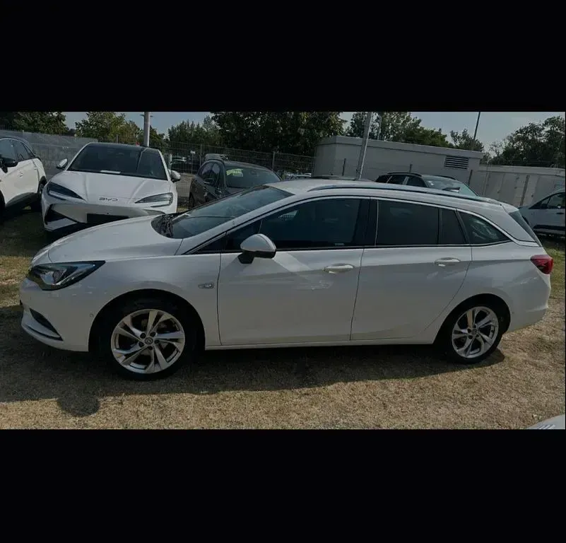 Gebraucht Opel Astra Innovation 200 PS (147 kW) 2016 Weiß Kombi