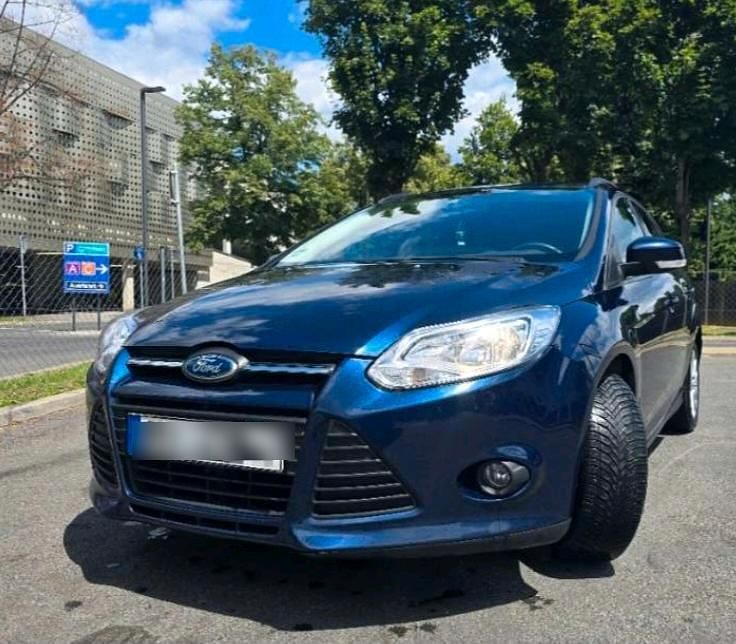 Blau Gebraucht 2011 Ford Focus Van | 4.500 € (Fairer Preis) - Bild 1/4