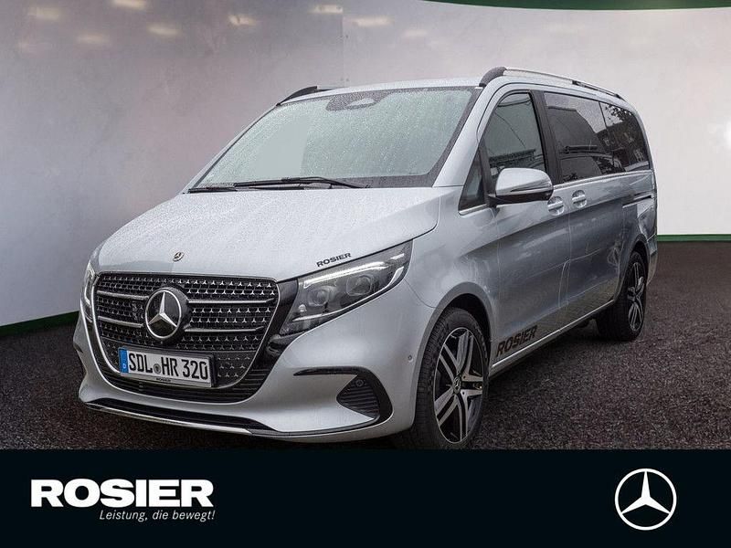 Silber / hightechsilber Gebraucht 2025 Mercedes V300 Avantgarde Van / Kleinbus | 82.500 € (Guter Preis) - Bild 1/4