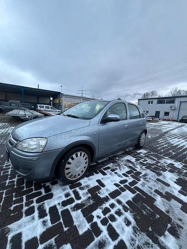Grau Gebraucht 2006 Opel Corsa Kleinwagen | 2.600 € (Guter Preis) - Bild 1/4