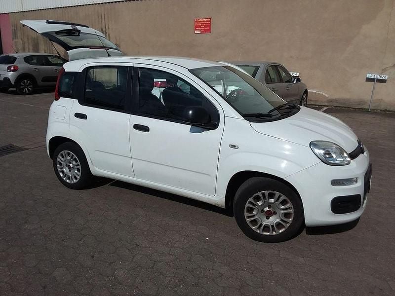 Gebraucht Fiat Panda 69 PS (50 kW) 2018 Weiß Kleinwagen