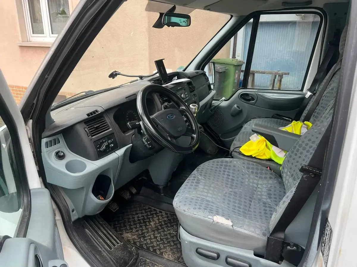 Używany Ford Transit 140 KM (102 kW) 2007 Biały Minivan
