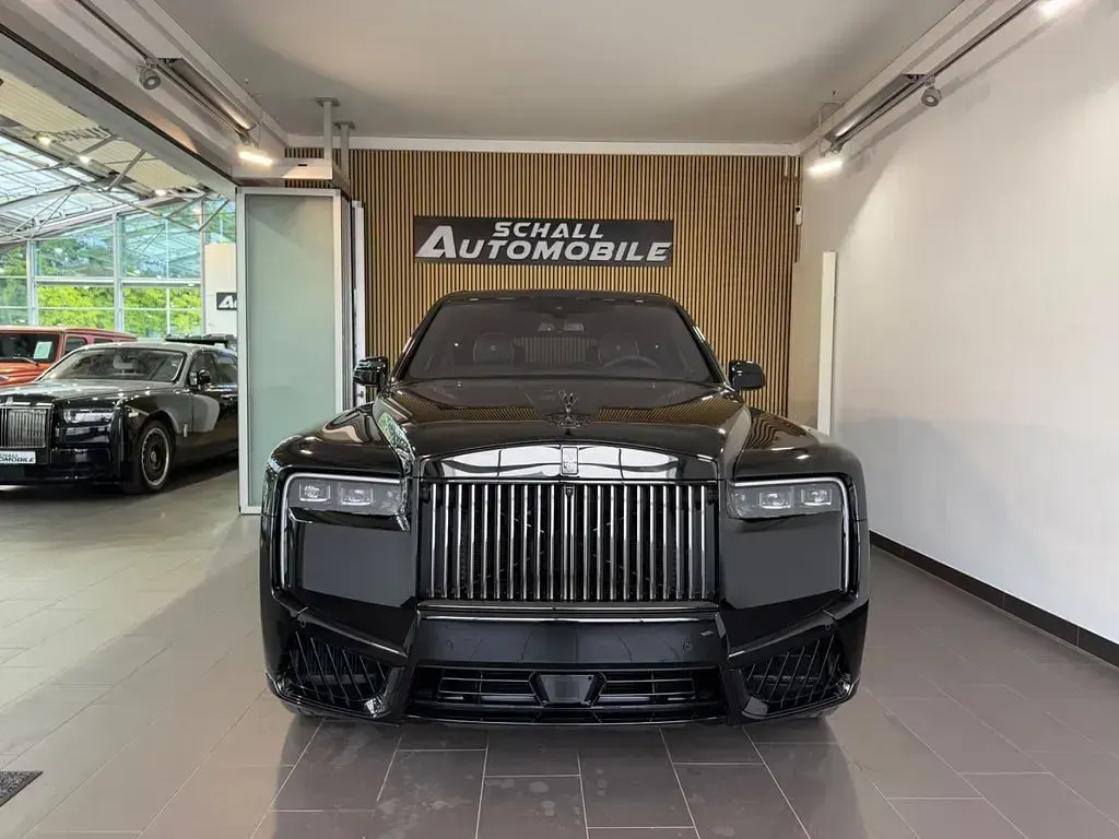 Neu Rolls Royce Cullinan 600 PS (441 kW) 2026 Schwarz SUV
